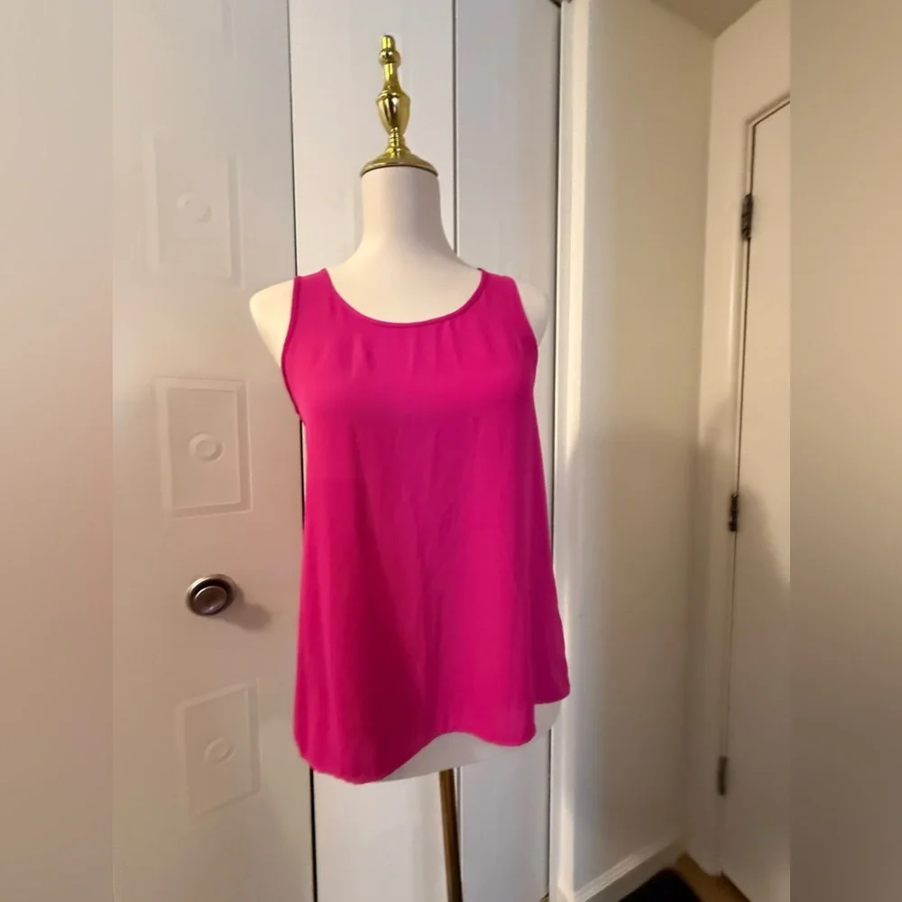 XS Express Blouse Open Back - Picture 2 of 3